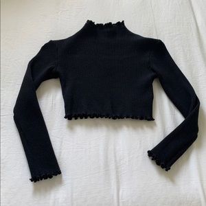 Long sleeve crop top